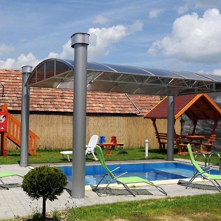Arany Szolo Wellness Apartmanhaz Hévíz Exteriér fotografie