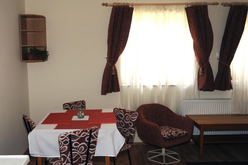 Arany Szolo Wellness Apartmanhaz Hévíz Pokoj fotografie